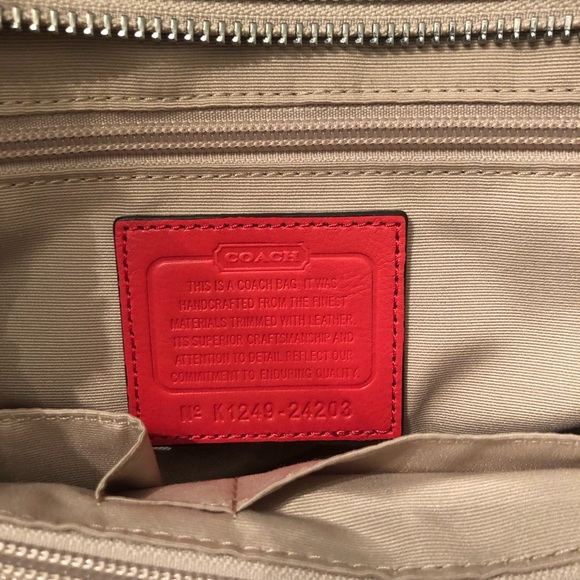 Coach Purse - Picture 4 of 8